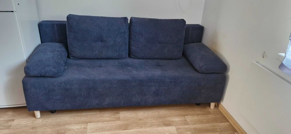 sprzedam sofę laval