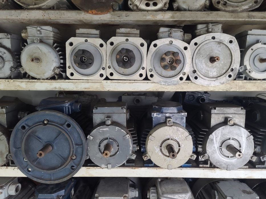 Асинхронные электродвигатели  220-380,с подключением в 220В под ключ.