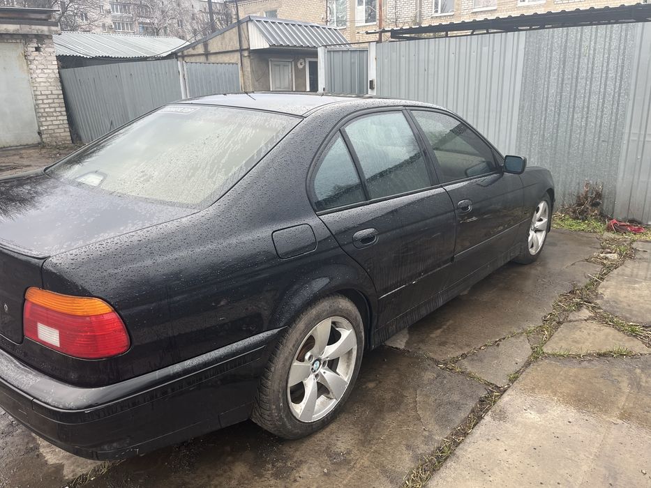 Продам е39 1998г
