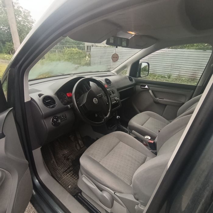 VW Caddy Maxi 1.6 Life Срочно