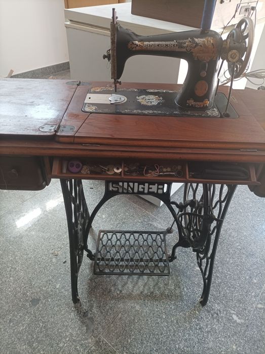 Vendo máquina de costura