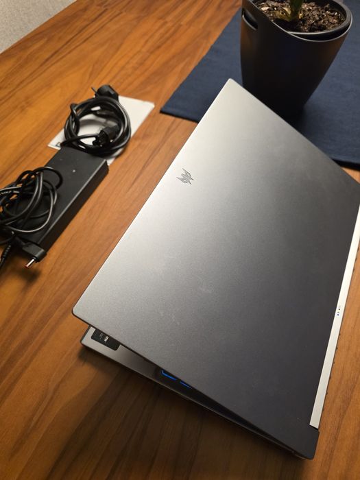 Gaming Acer Predator Triton 300 SE RTX 3060 i7 12th 16GB 512GB. Troca