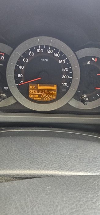 Продам Toyota Raw 4 2008