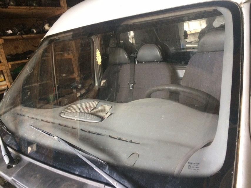 Лобове скло Транзит з 1987 по 2014 рік. Транзит лобовое стекло