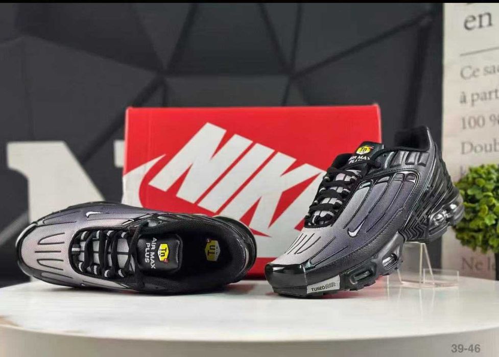 Air Max TN Plus III R.41