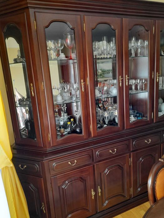 Móvel de sala em bom estado