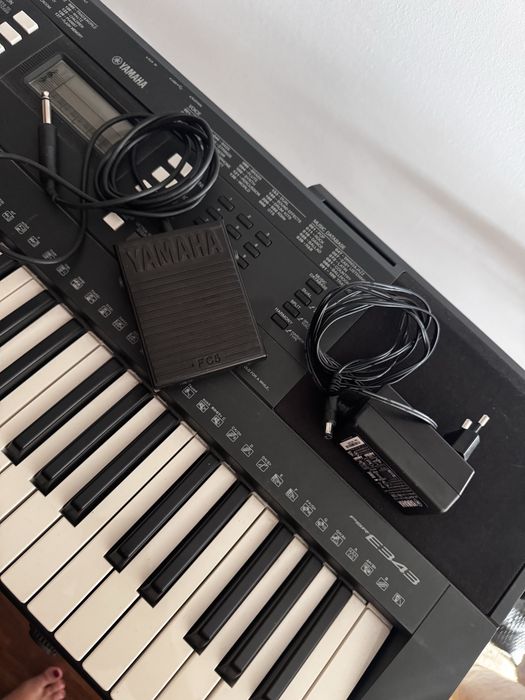 Teclado piano Yamaha PSR E343