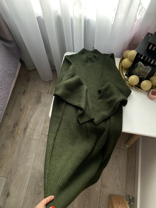 Тепле плаття  зимове зелене