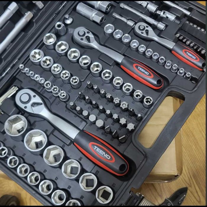 D63-Roquete chaves 172 peças de 1/2" e 1/4" e 3/8" Catraca 172 peças