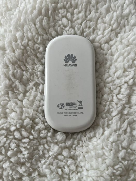 Przenośny mobilny router Wi-fi na kartę Sim