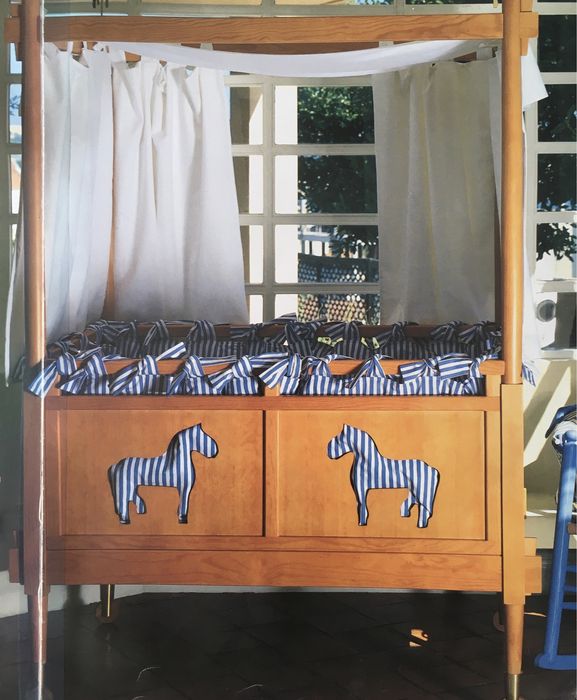 Cama Dossel com Cavalos