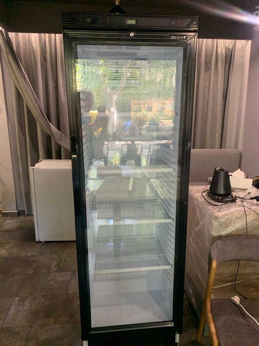 ХОЛОДИЛЬНИК Шафа холодильна Tefcold CEV425 1 LED