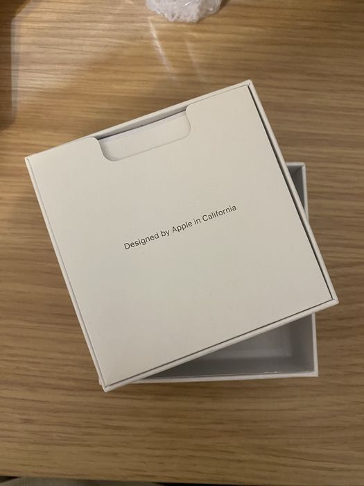 Airpods apple como novos muito pouca utilização