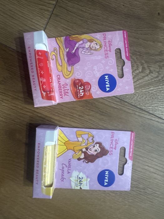 Dwie nowe pomadki nivea disney Princess