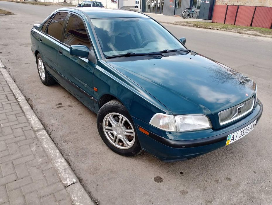 Продам volvo s40