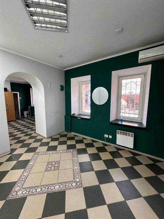 Оренда нежитлового приміщення на вул.Кооперативній під ВАШ БІЗНЕС!