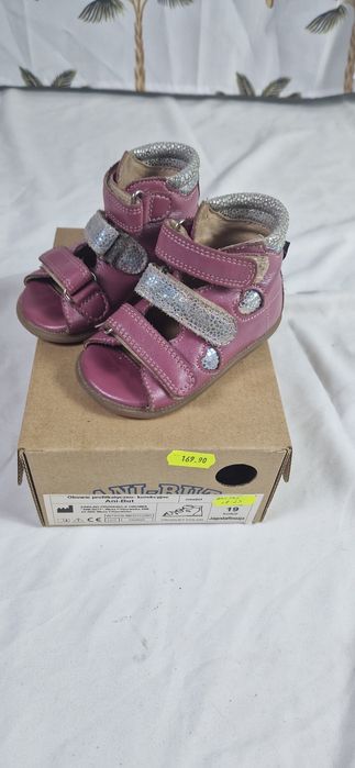 Sandały profilaktyczno-korekcyjne Ani-But