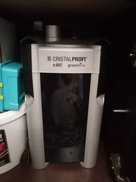 Продам аквариум с рыбами