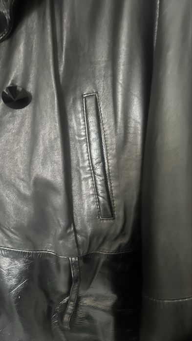 Жіноча куртка з натуральної шкіри