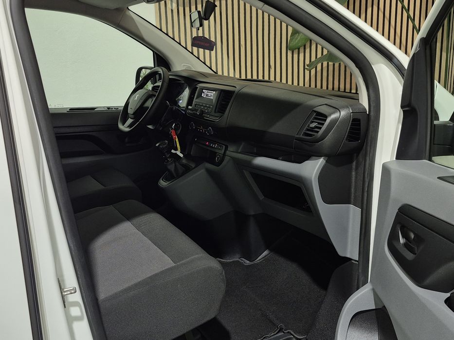 Peugeot Expert - 2022 - 9 LUGARES | GARANTIA | NACIONAL | IVA