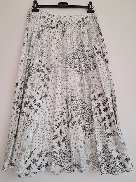 Plisowana spódnica maxi 40