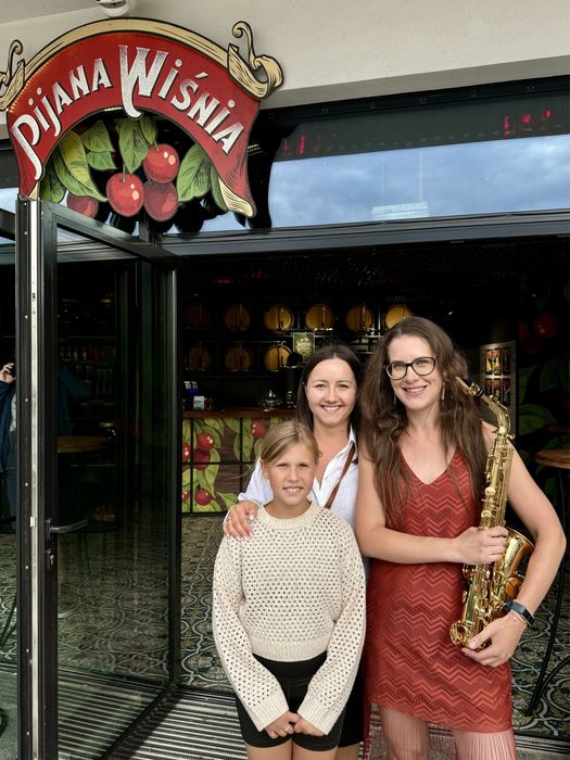 Saksofonistka oferuje koncerty oprawę muzyczną ślubów wesel