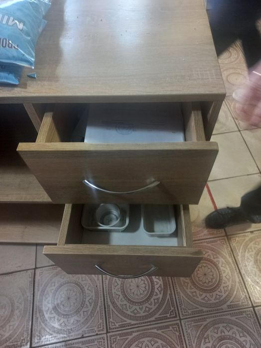 Кассовый стол...