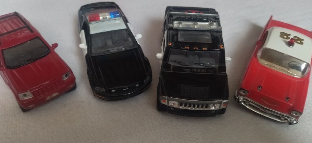 Колекція автомобільних моделей