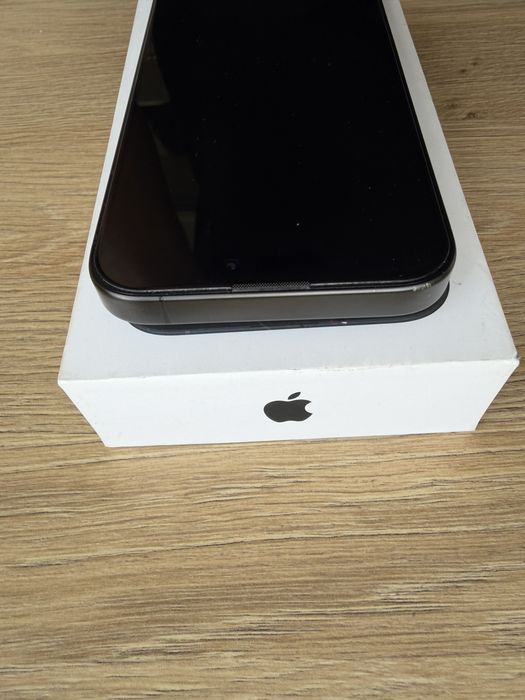 Iphone 15 pro Titanium Black