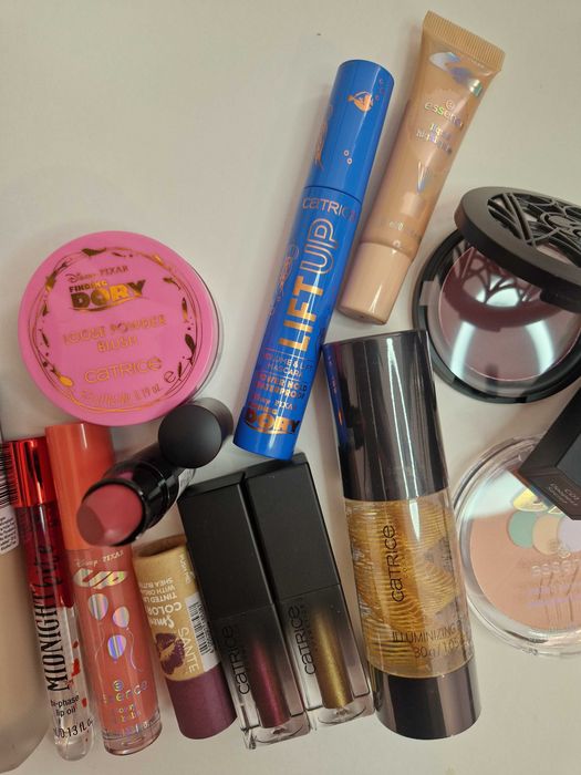 Zestaw Kosmetyków. Nowe!!!