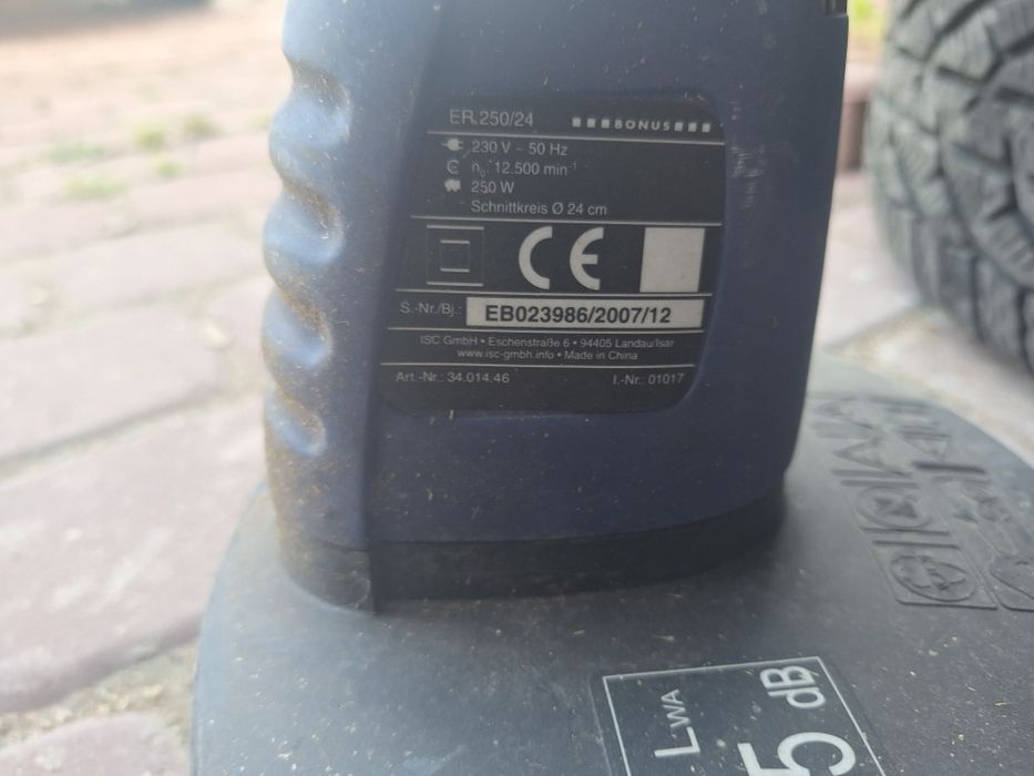 Podkaszarka elektryczna