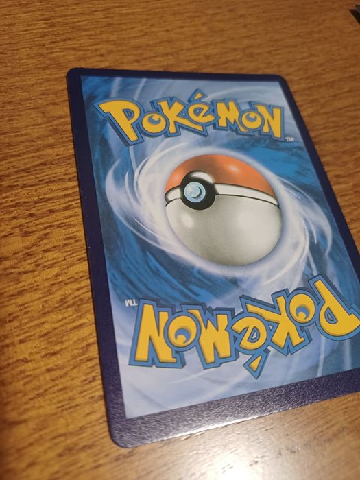 Carta coreana pikachu