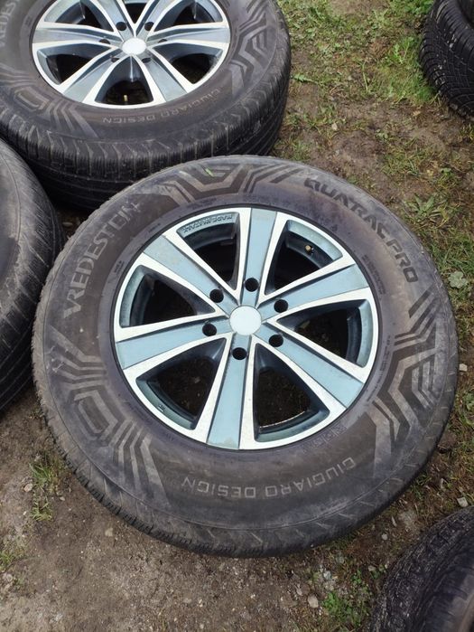 6x139.7 7.5j 17" Toyota Hillux nr182