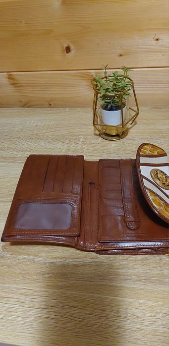 Excelente Carteira Cavalinho Original