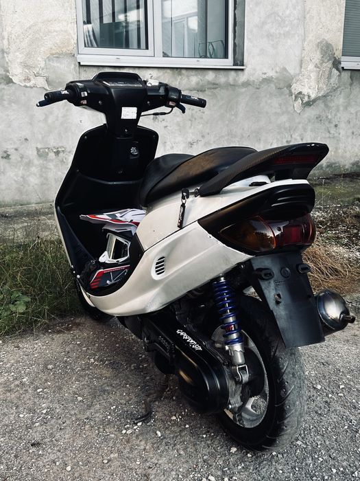 Ямаха супер джог зр