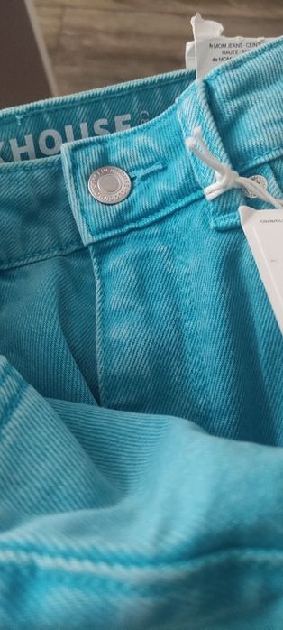 Jeansy mom fit turkusowy kolor