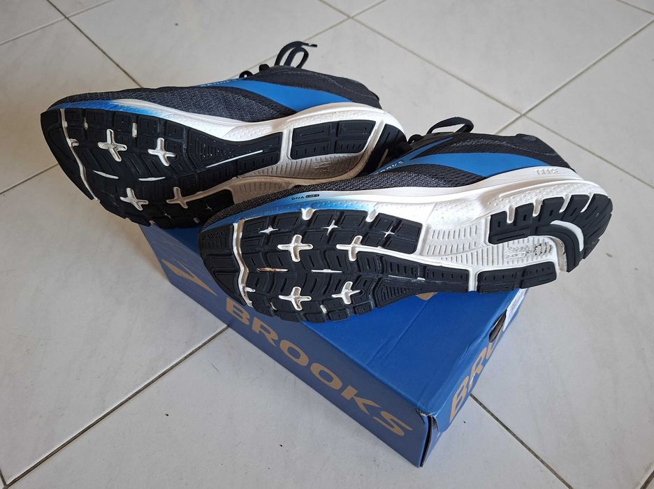 Ténis Brooks Trace 4 - Nr 40,5
