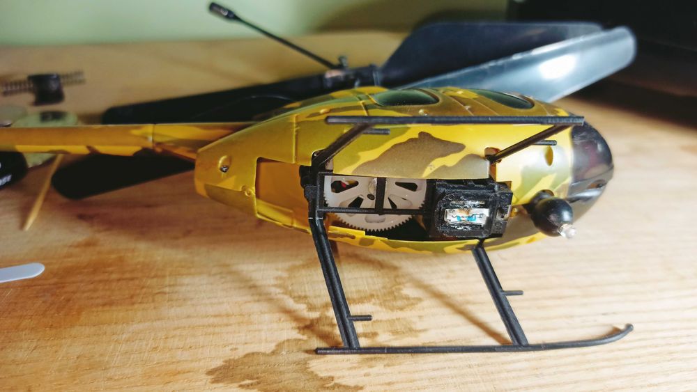 Вертоліт Nine Eagle Bravo III RTF 2,4GHz 4х канальний