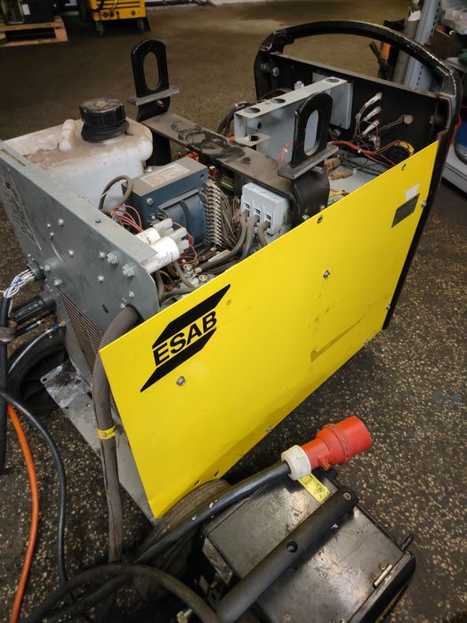 Naprawa urządzeń spawalniczych, maszyn oraz elektroniki przemysłowej