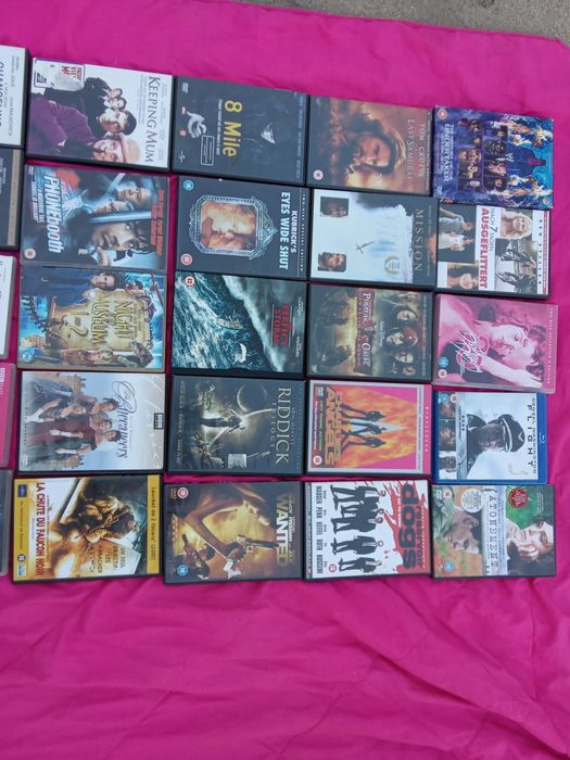 35 filmes incluindo 100 anedotas do Herman