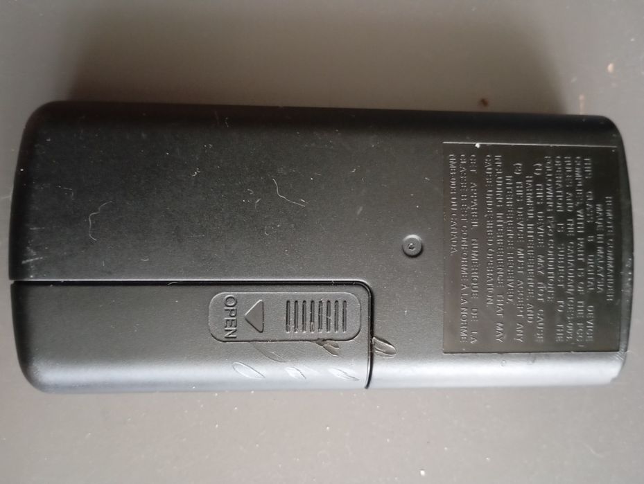 Orginalny pilot do kamery Sony RMT-814