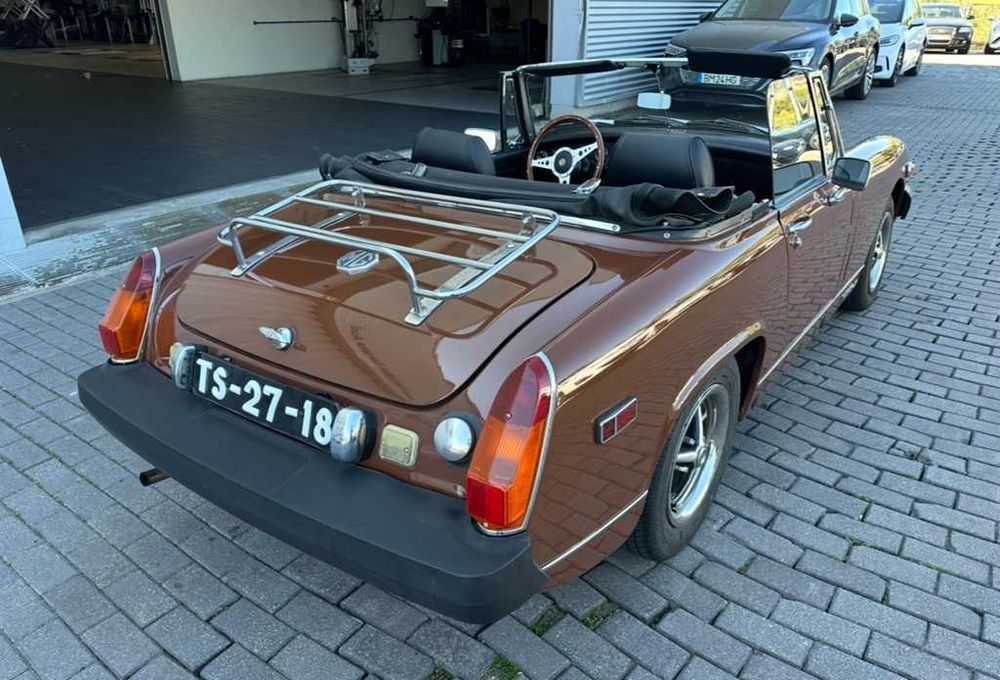 MG Midget 1500 versão americana (1980)