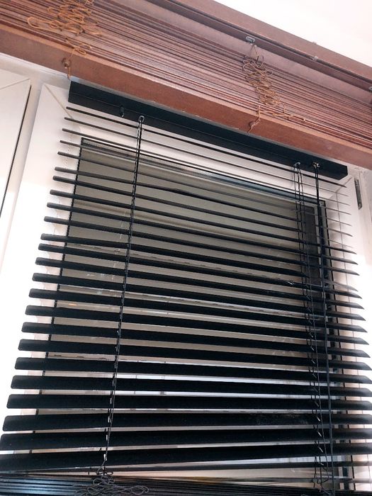 Żaluzje czarne 60 cm