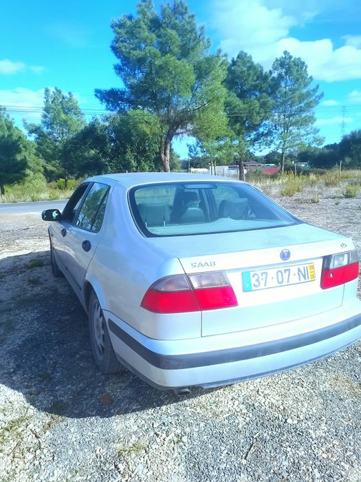 SAAB 95 de 1999 gasolina em bom estado.