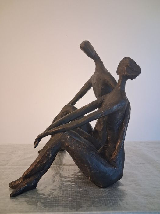 Escultura Decorativa Moderna "Casal" – Estilo Giacometti