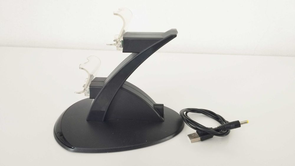 PS4 - Carregador de Comandos Vertical - DUPLO