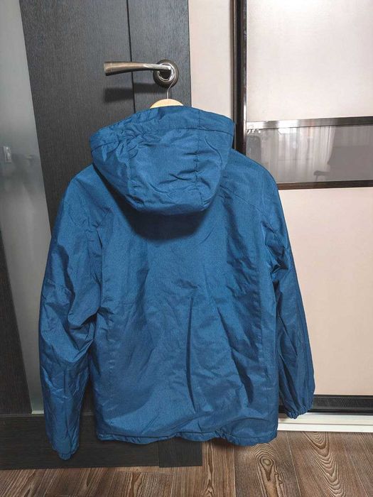 Демисезонная куртка мужская, размер М