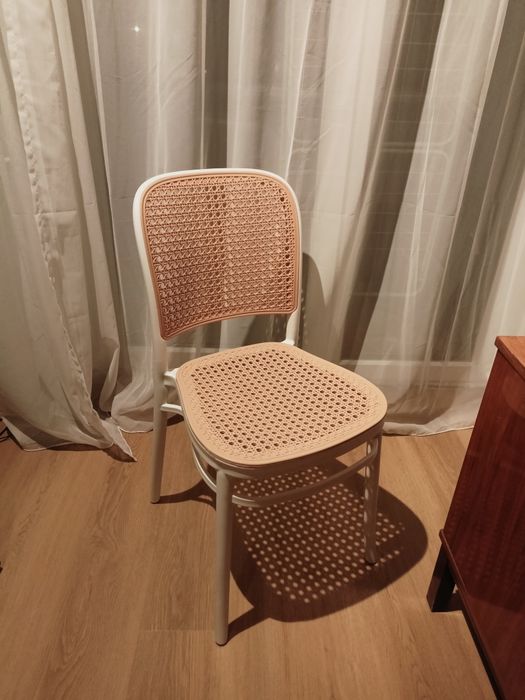 Krzesło Milan białe, plecionka, klasyczne,  vintage