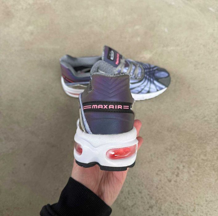 Нові кросівки Nike Air Max Tailwind 5. Розмір 41-44