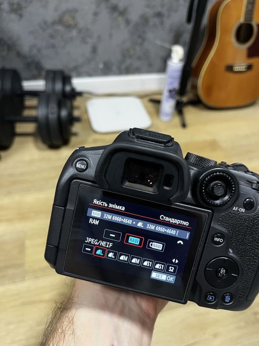 Canon R7 4K60 C-log3 33Mp RAW